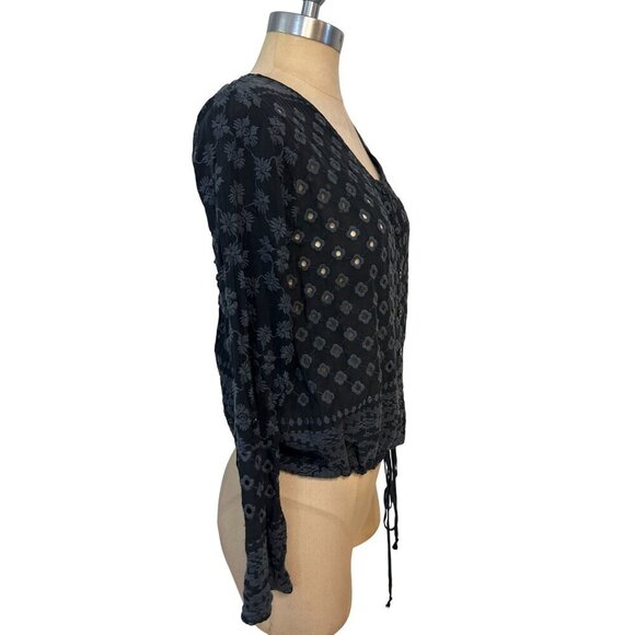 Johnny Was Black embroidered top size small - Picture 3 of 5